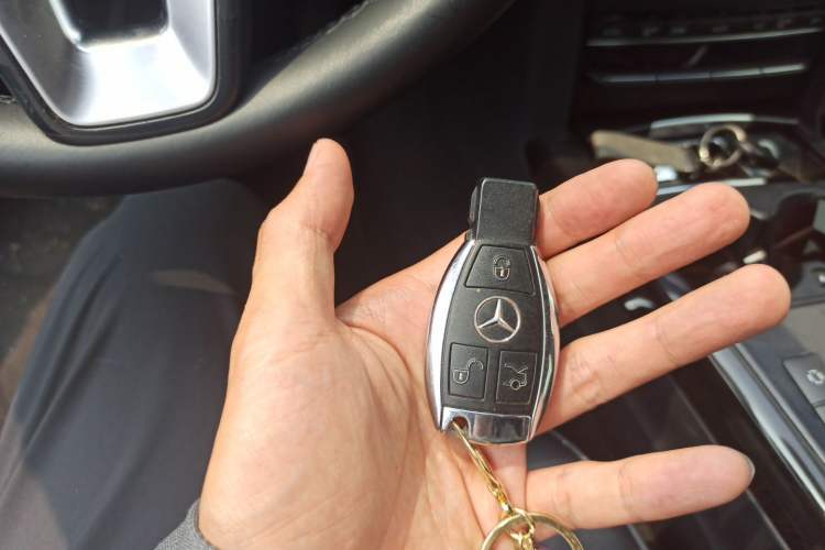 Used Mercedes-Benz E-Class 2015 E 320 L Sport Edition Vehicle Key