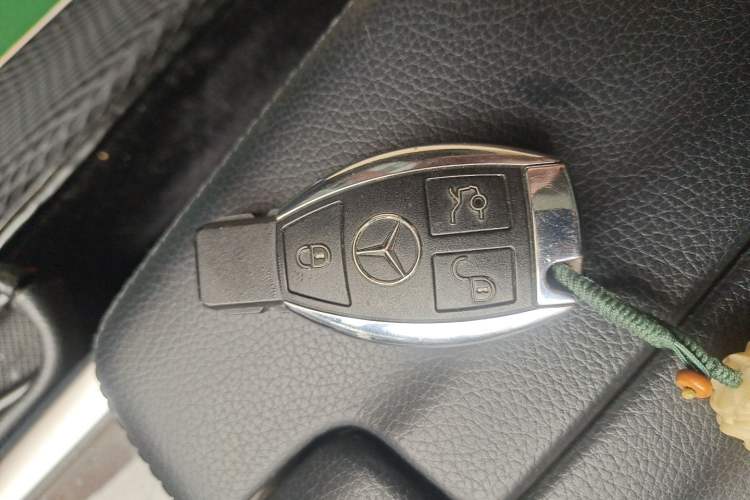 Used Mercedes-Benz E-Class 2015 Revised E 260 L Vehicle Key