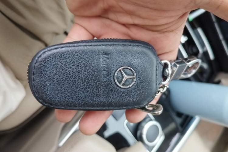 Used Mercedes-Benz E-Class 2015 Restyled E 260 L Sport Edition Vehicle Key