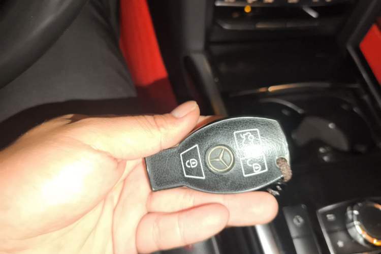 Used Mercedes-Benz E-Class 2015 E 200 L Sport Edition Vehicle Key