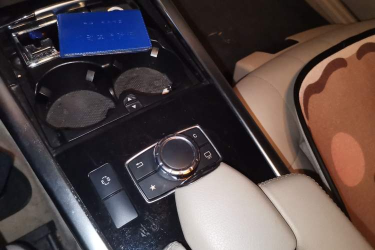 Used Mercedes-Benz E-Class 2015 E 260 L Sport Edition Vehicle Key