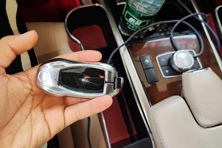 Used Mercedes-Benz E-Class 2015 E 200 L Vehicle Key