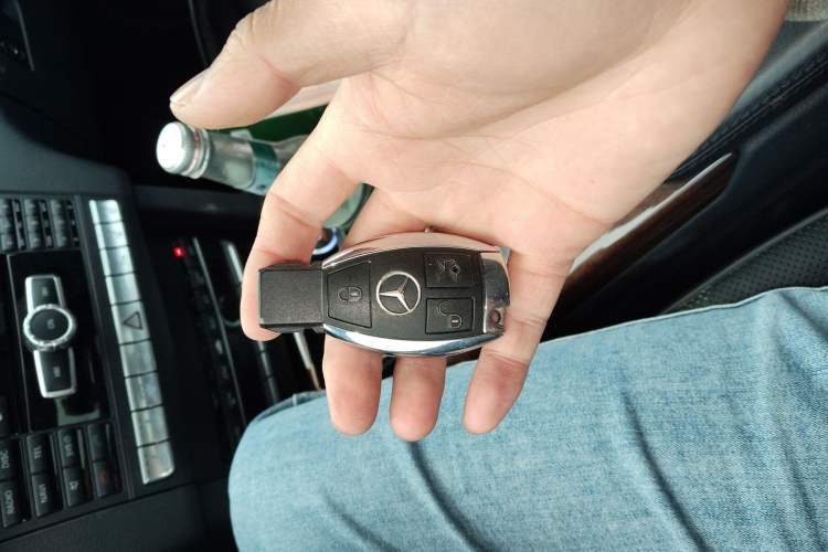 Used Mercedes-Benz E-Class 2015 E 400 L Hybrid Vehicle Key