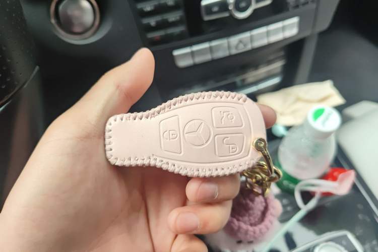 Used Mercedes-Benz E-Class 2015 E 260 L Sport & Fashion Model Vehicle Key