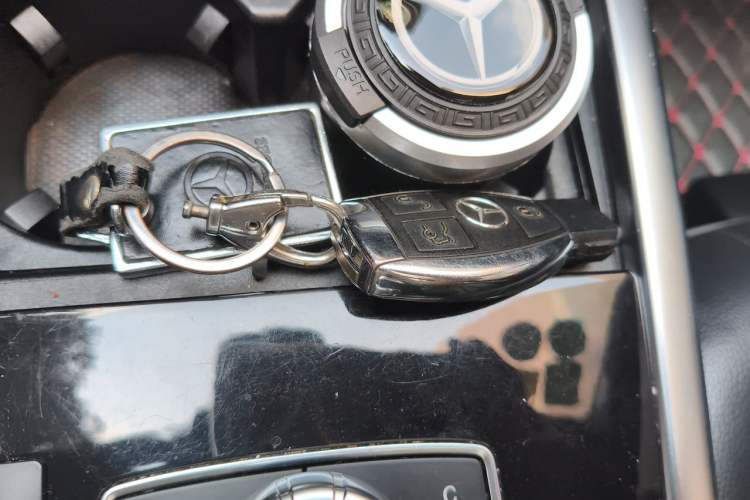 Used Mercedes-Benz E-Class 2015 Restyled E 260 L Sport Edition Vehicle Key