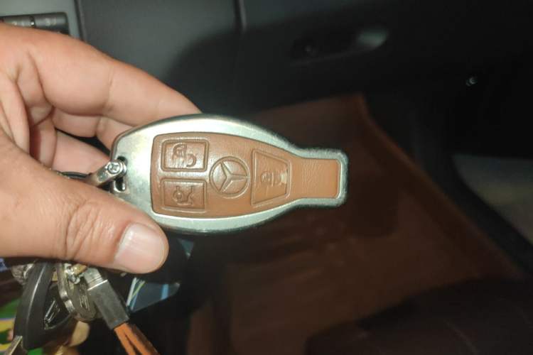 Used Mercedes-Benz E-Class 2015 E 260 L Luxury Model Vehicle Key
