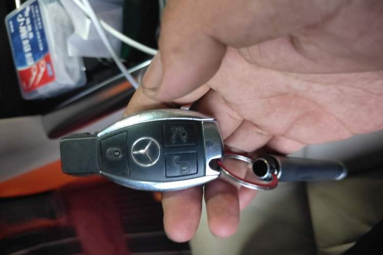 Used Mercedes-Benz E-Class 2015 E 320 L 4MATIC Vehicle Key