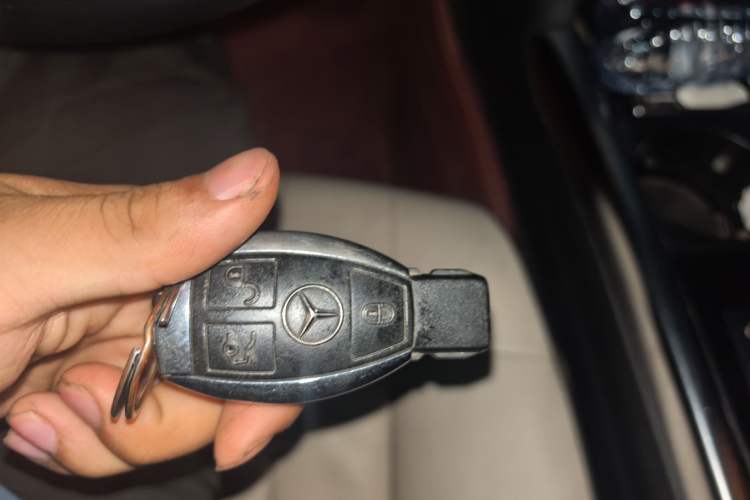 Used Mercedes-Benz E-Class 2015 Revised E 260 L Sport Luxury Edition Vehicle Key