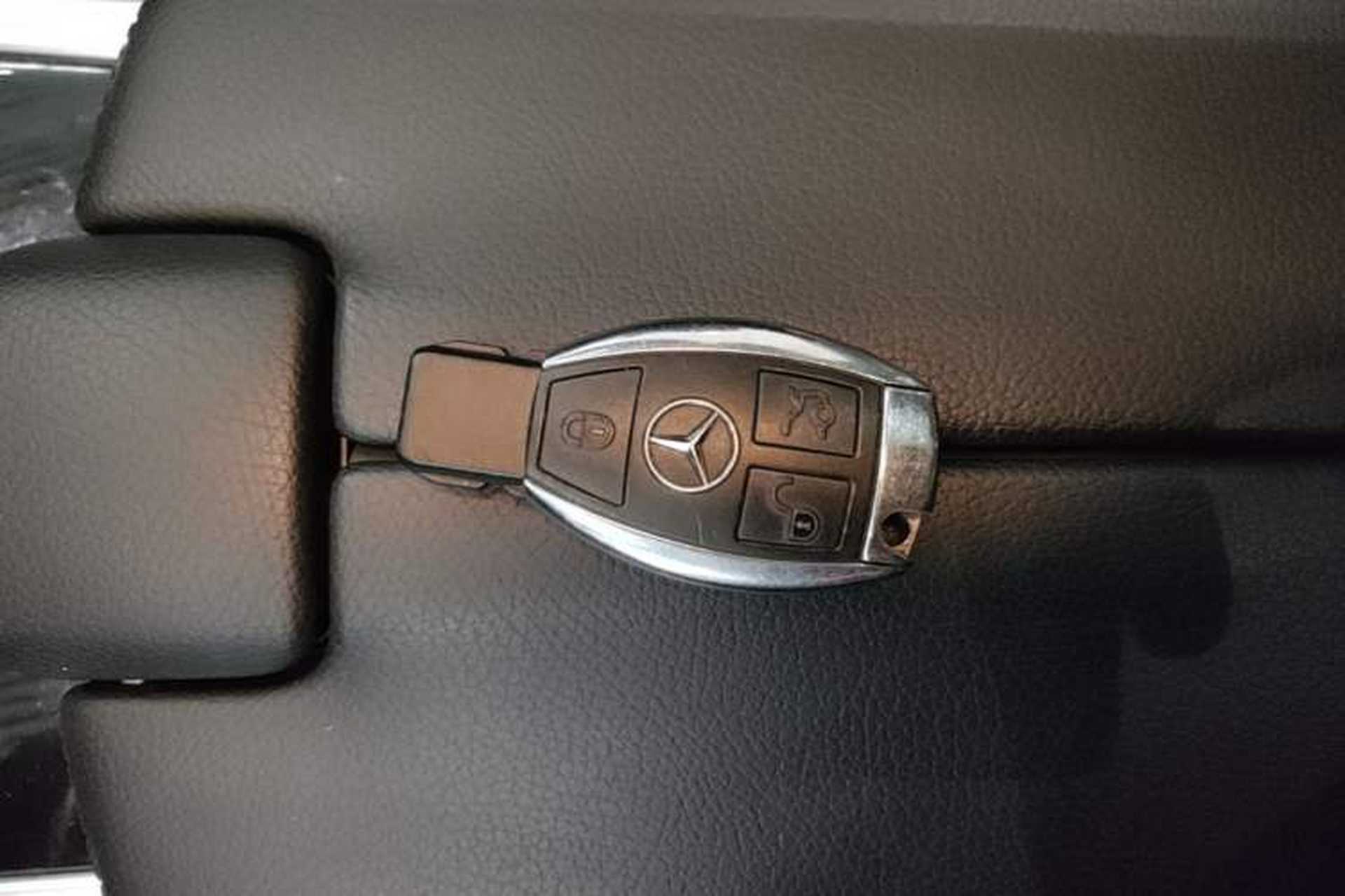 Used Mercedes-Benz E-Class 2015 E 320 L Sport 4MATIC Vehicle Key