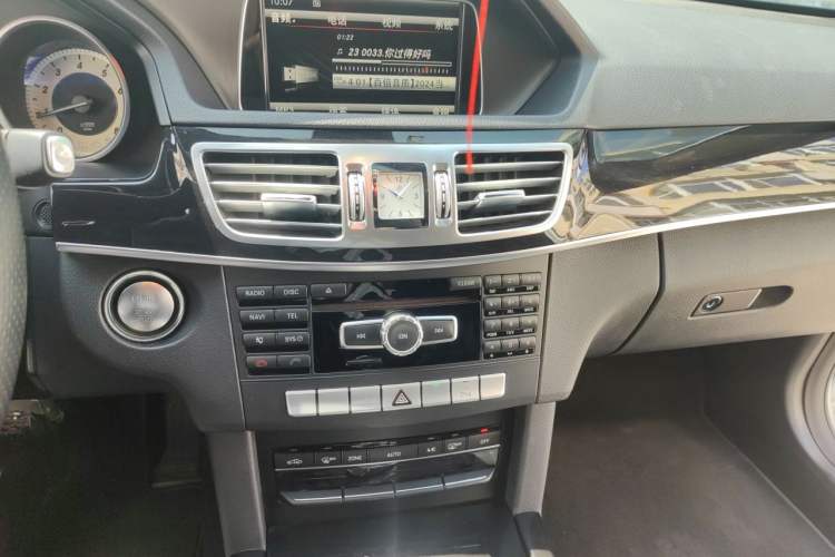 Used Mercedes-Benz E-Class 2015 E 260 L Sport Edition Audio And AC Panel