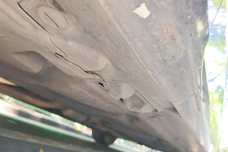 Used Mercedes-Benz E-Class 2015 E 260 L Sport & Fashion Model Chassis Front Left