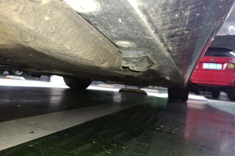 Used Mercedes-Benz E-Class 2015 Restyled E 260 L Sport Edition Chassis Rear Right
