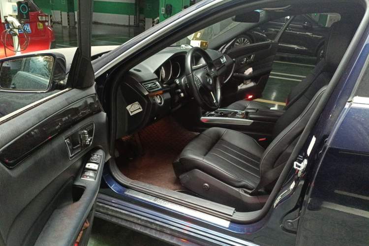 Used Mercedes-Benz E-Class 2015 Restyled E 260 L Sport Edition Driver Seat