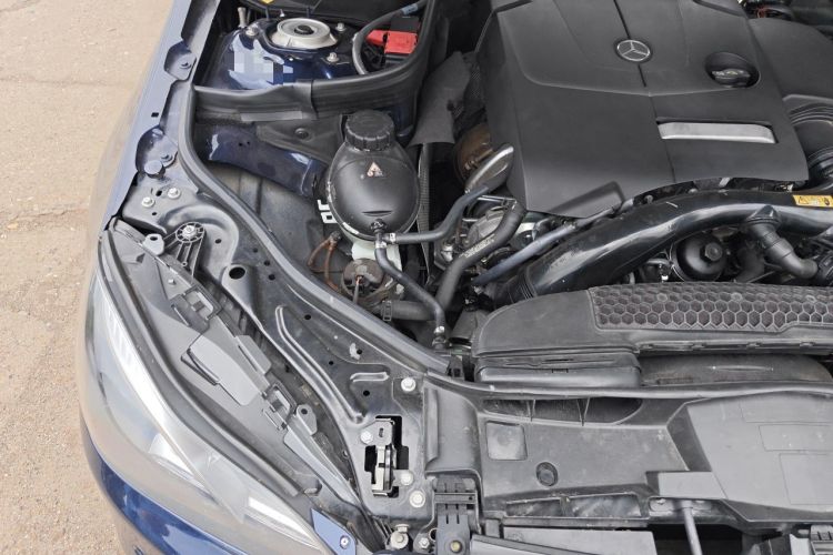 Used Mercedes-Benz E-Class 2015 Restyled E 260 L Sport Edition Engine Bay Right