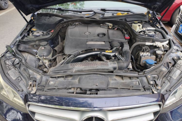 Used Mercedes-Benz E-Class 2015 E 200 L Sport Edition Engine Bay