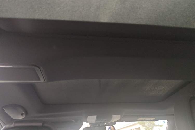 Used Mercedes-Benz E-Class 2015 Restyled E 260 L Sport Edition Headliner