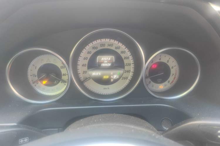 Used Mercedes-Benz E-Class 2015 E 260 L Sport Edition Instrument Cluster
