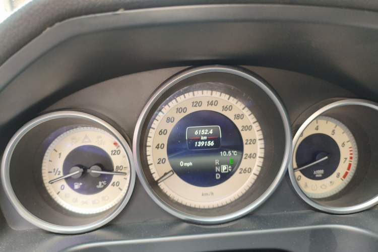 Used Mercedes-Benz E-Class 2015 E 200 L Sport Edition Instrument Cluster