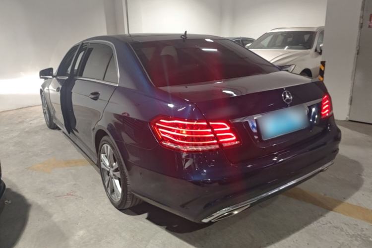 Used Mercedes-Benz E-Class 2015 E 260 L Sport & Fashion Model Rear Left 45 Deg