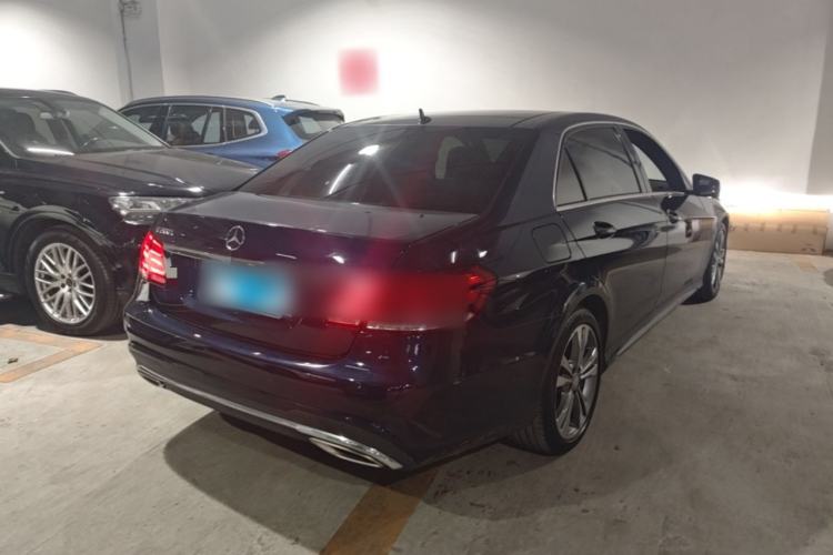 Used Mercedes-Benz E-Class 2015 E 260 L Sport & Fashion Model Rear Right 45 Deg