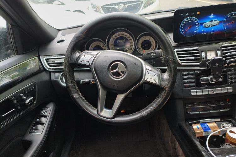 Used Mercedes-Benz E-Class 2015 E 200 L Sport Edition Steering Wheel