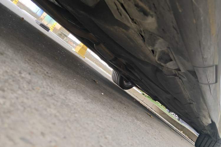 Used Mercedes-Benz E-Class 2015 E 260 L Sport Edition Chassis Front Left