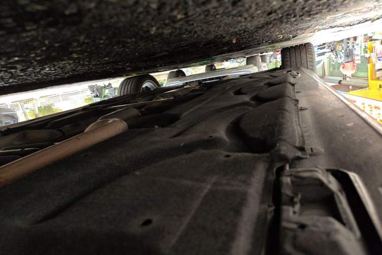 Used Mercedes-Benz E-Class 2015 E 200 L Chassis Front Right