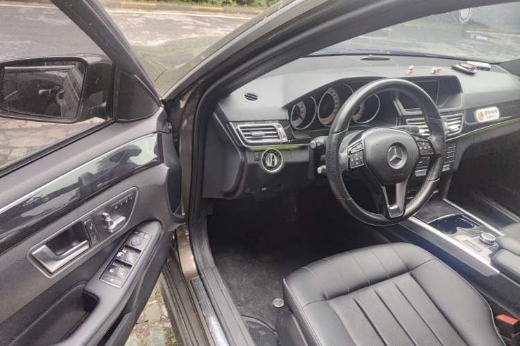 Used Mercedes-Benz E-Class 2015 Restyled E 260 L Sport Edition Driver Seat