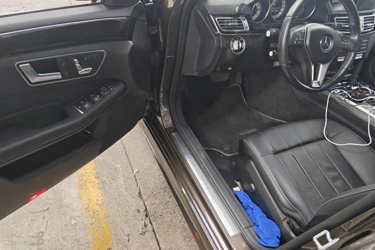 Used Mercedes-Benz E-Class 2015 E 260 L Sport Edition Driver Seat