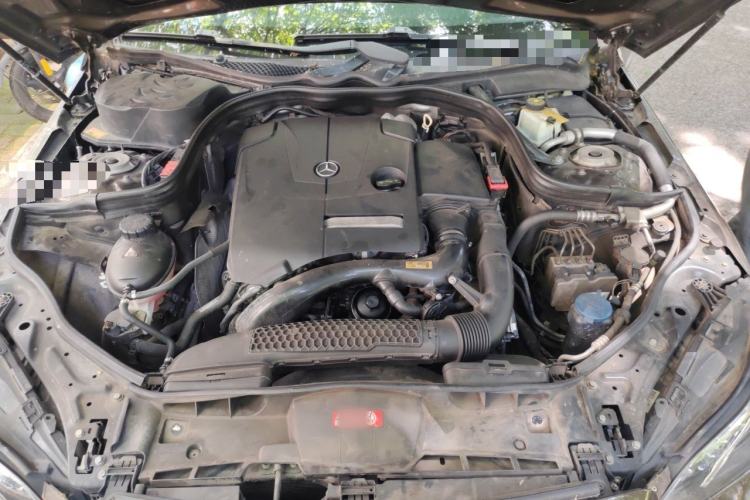 Used Mercedes-Benz E-Class 2015 E 200 L Sport Edition Engine Bay