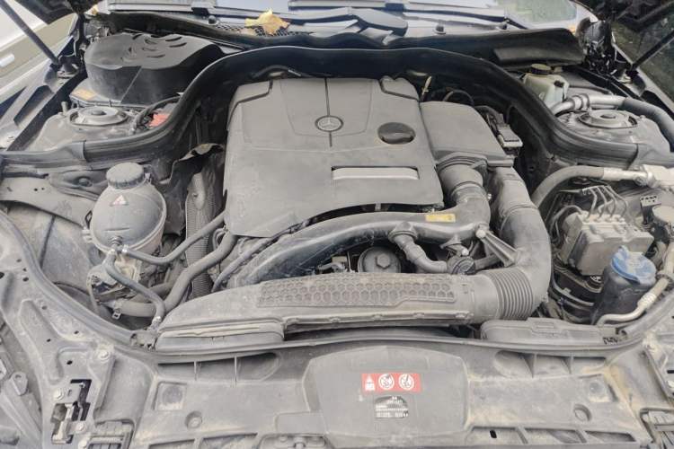 Used Mercedes-Benz E-Class 2015 Restyled E 260 L Sport Edition Engine Bay