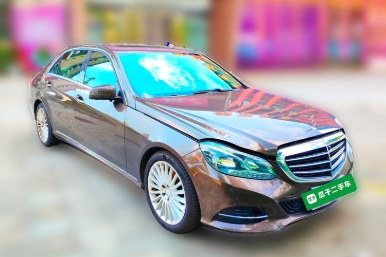 Used Mercedes-Benz E-Class 2015 Facelift E 200 L Exterior 2
