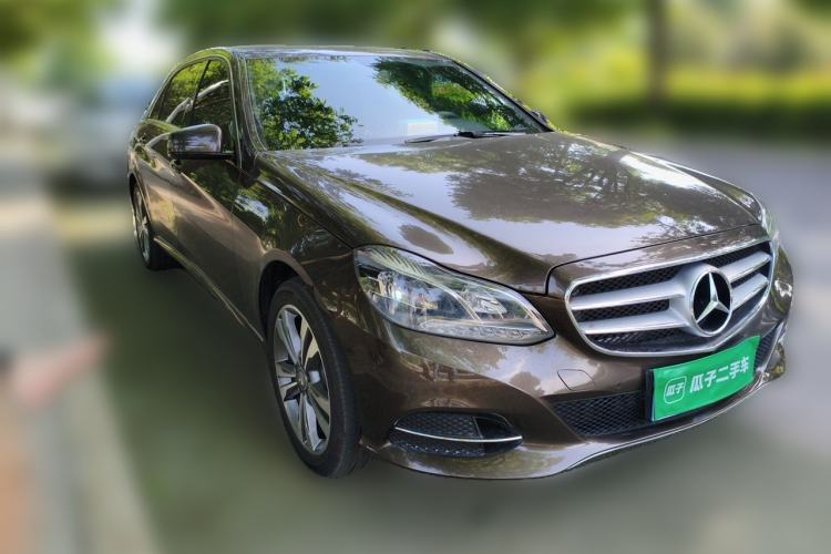 Used Mercedes-Benz E-Class 2015 E 180 L Sport Edition Front Right 45 Deg