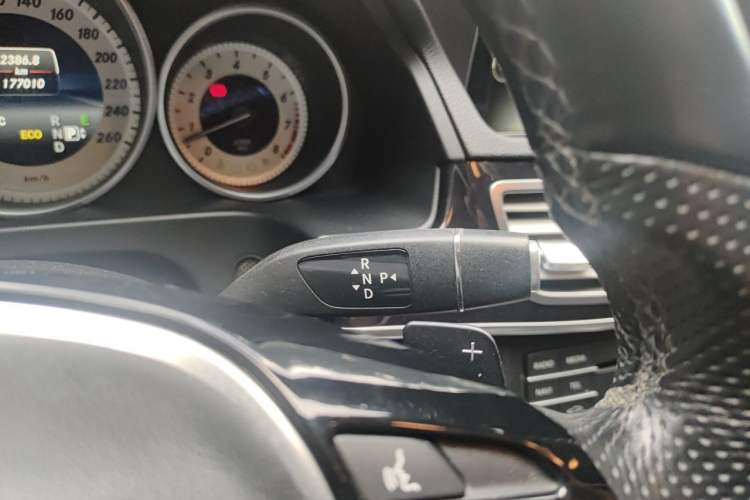 Used Mercedes-Benz E-Class 2015 Restyled E 260 L Sport Edition Gear Lever