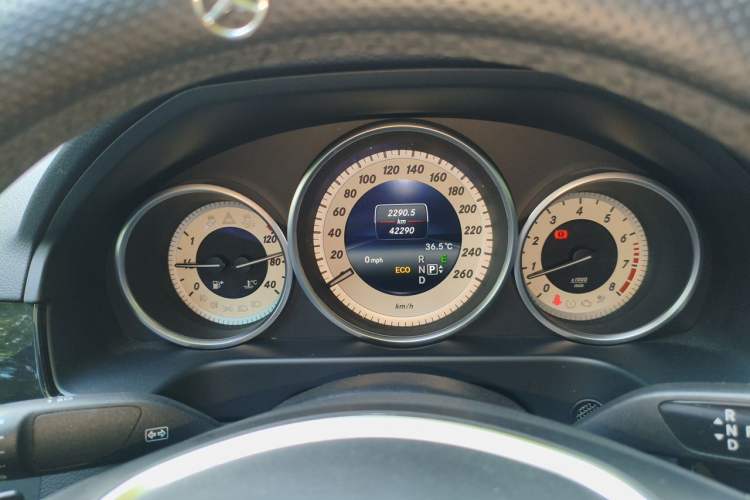 Used Mercedes-Benz E-Class 2015 E 180 L Sport Edition Instrument Cluster
