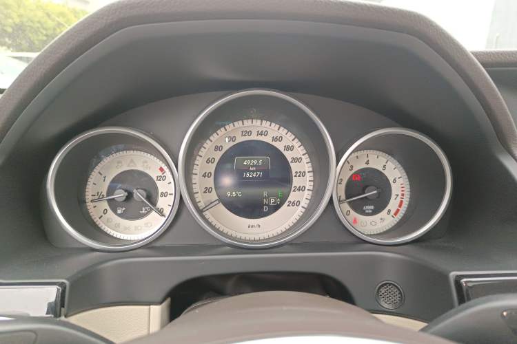 Used Mercedes-Benz E-Class 2015 E 260 L Sport Edition Instrument Cluster