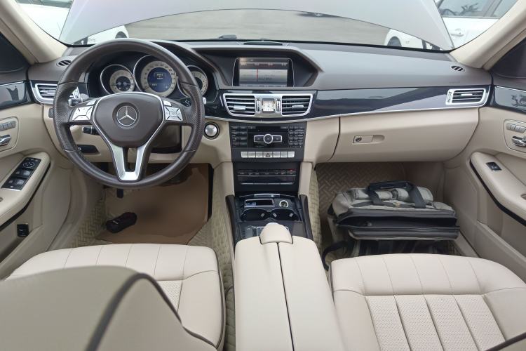Used Mercedes-Benz E-Class 2015 E 260 L Sport Edition Interior 2