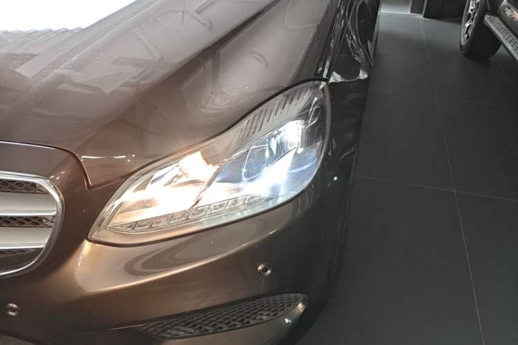 Used Mercedes-Benz E-Class 2015 Restyled E 260 L Sport Edition Left Front Headlight