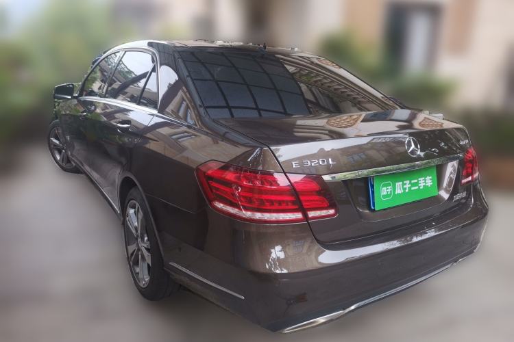 Used Mercedes-Benz E-Class 2015 E 320 L Rear Left 45 Deg