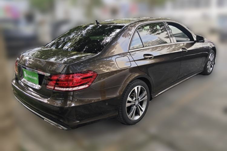 Used Mercedes-Benz E-Class 2015 E 260 L Sport Edition Rear Right 45 Deg