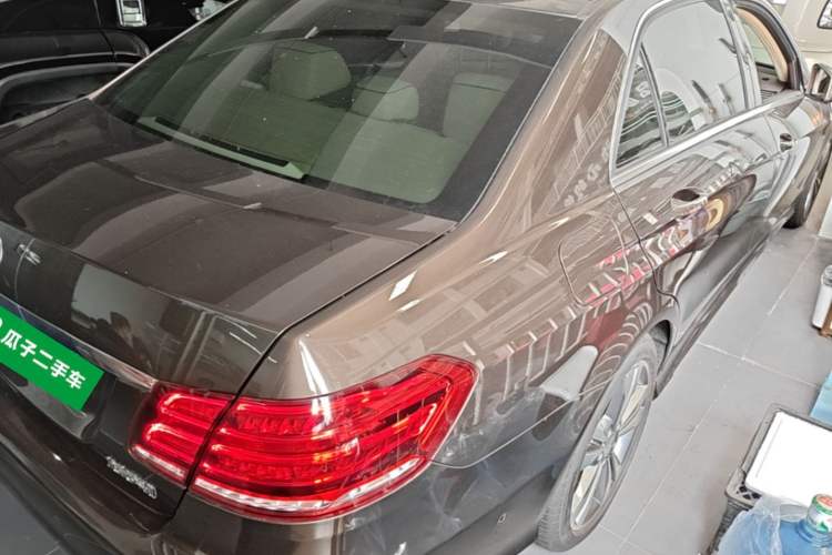 Used Mercedes-Benz E-Class 2015 Restyled E 260 L Sport Edition Rear Right 45 Deg