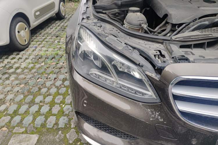 Used Mercedes-Benz E-Class 2015 Restyled E 260 L Sport Edition Right Front Headlight