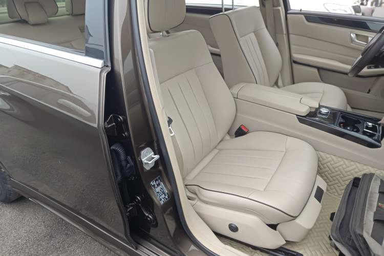 Used Mercedes-Benz E-Class 2015 E 260 L Sport Edition Right Front Seat