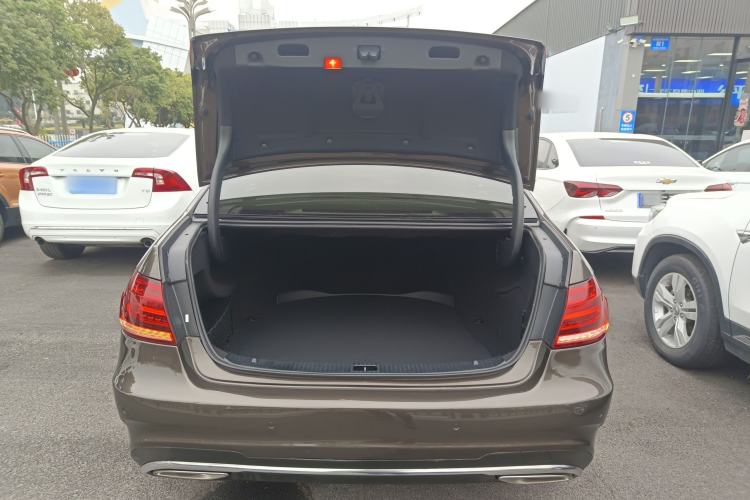 Used Mercedes-Benz E-Class 2015 E 260 L Sport Edition Trunk