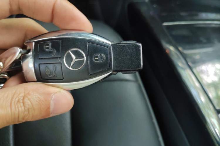 Used Mercedes-Benz E-Class 2015 E 200 L Sport Edition Vehicle Key