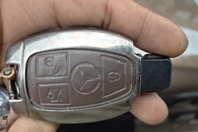 Used Mercedes-Benz E-Class 2015 E 200 L Vehicle Key