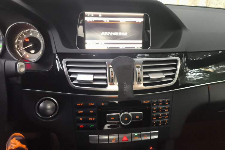 Used Mercedes-Benz E-Class 2015 E 260 L Sport Edition Audio And AC Panel