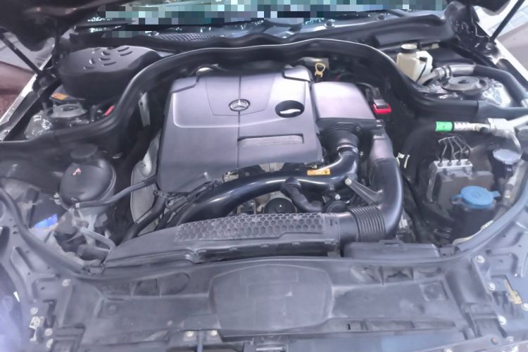Used Mercedes-Benz E-Class 2015 E 260 L Sport Edition Engine Bay