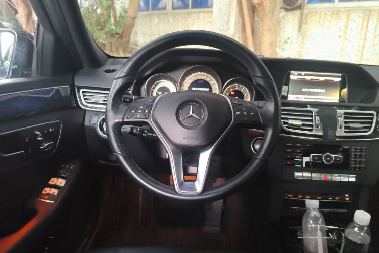 Used Mercedes-Benz E-Class 2015 E 260 L Sport Edition Steering Wheel