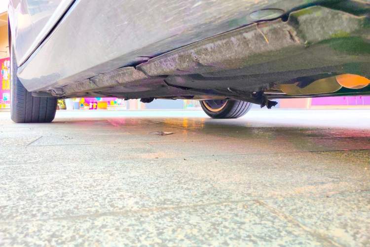 Used Mercedes-Benz E-Class 2015 Facelift E 200 L Chassis Front Right
